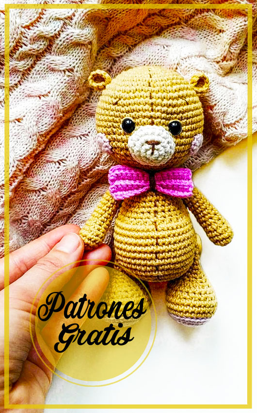 Pequeño oso de peluche Crochet PDF Amigurumi patrón gratis en Español