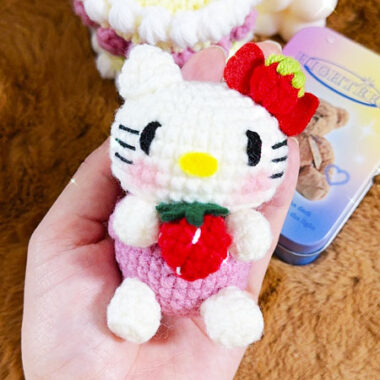 Hello Kitty Llavero Gato Amigurumi PDF Patrón gratis